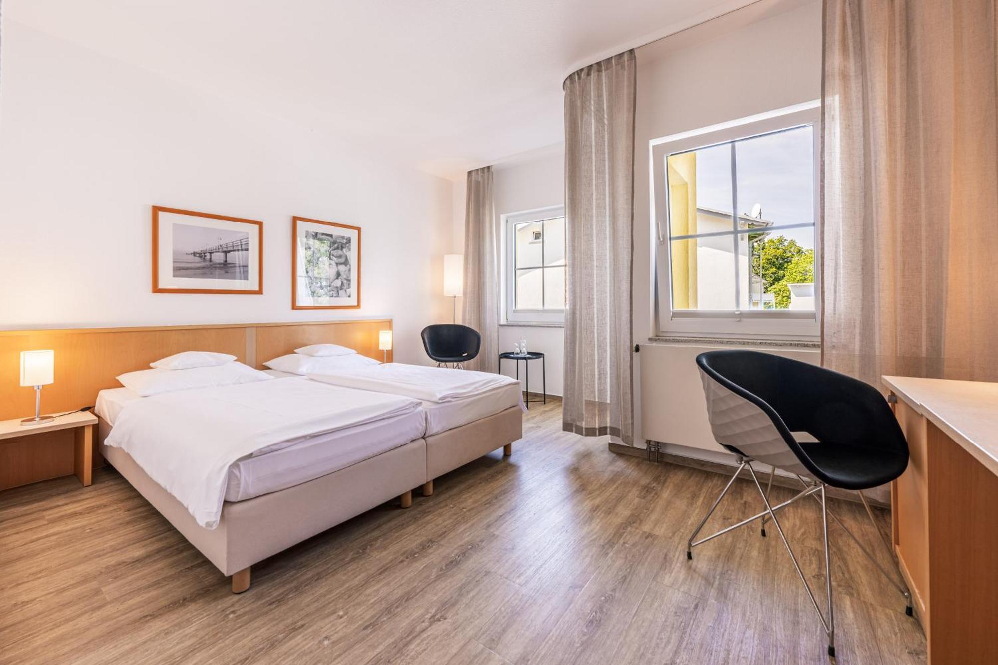 Inselhotel Ruegen Goehren  Extérieur photo