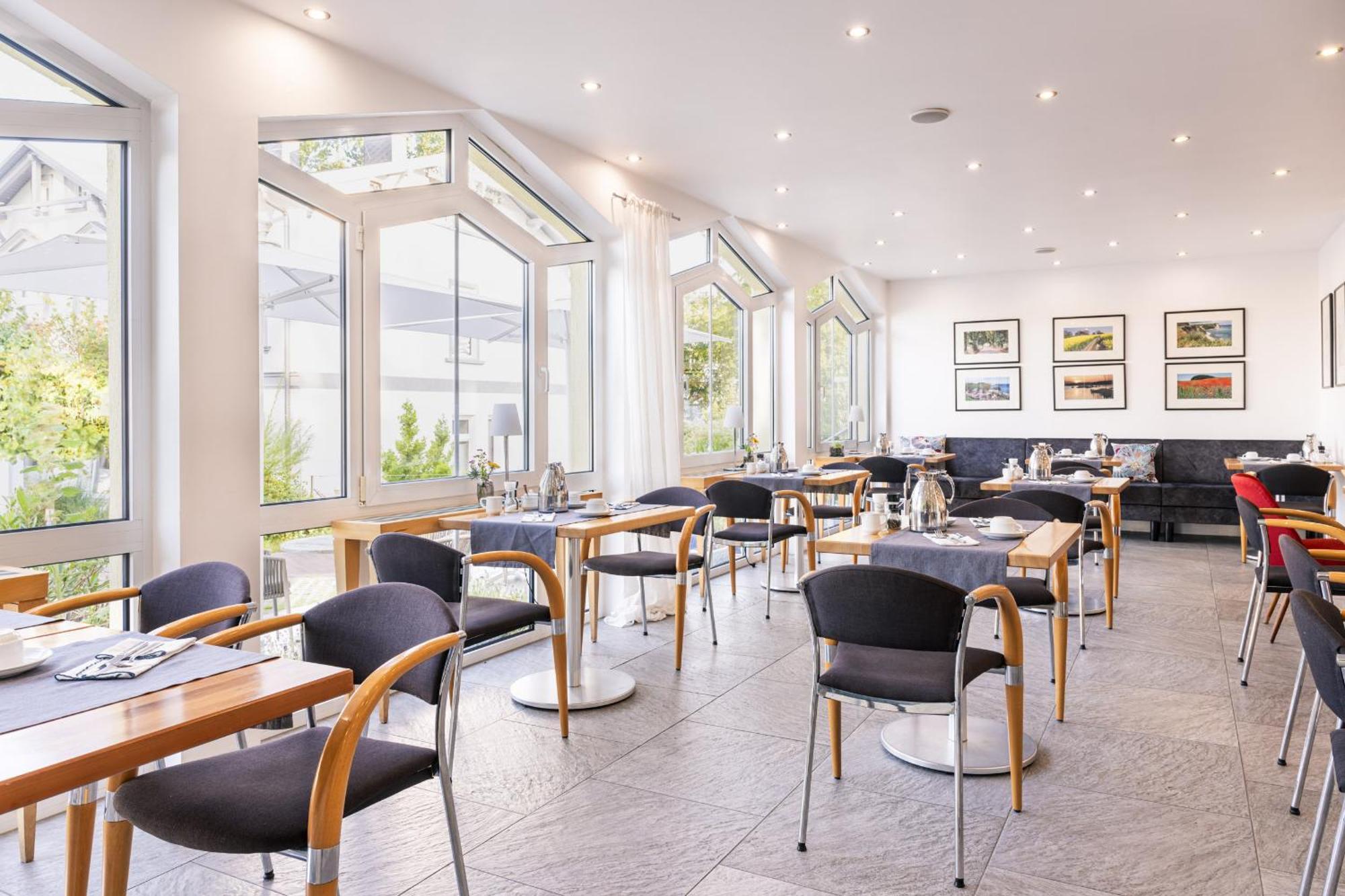 Inselhotel Ruegen Goehren  Extérieur photo